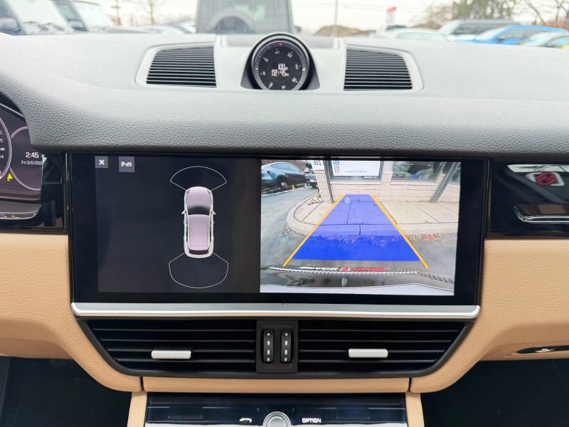 Used 2019 Porsche Cayenne AWD/4WD image 23
