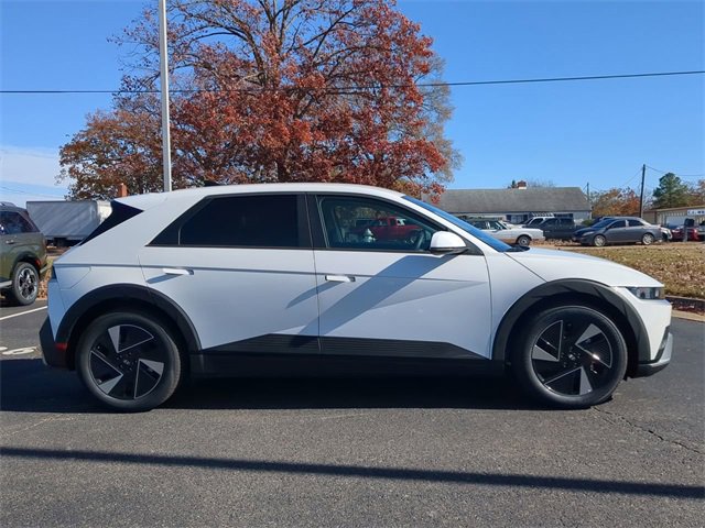 New 2026 Hyundai Ioniq 5 SEL image 3