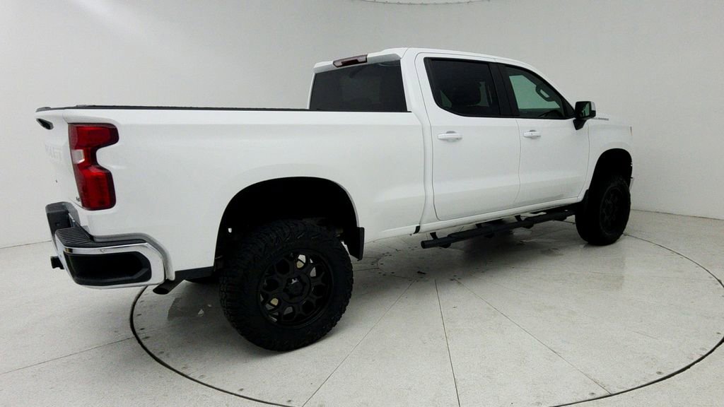 Used 2024 Chevrolet Silverado 1500 LT w/ Protection Package AWD/4WD image 9