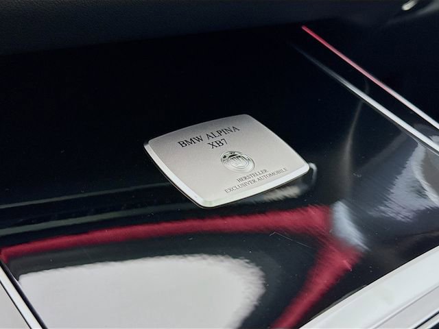 Used 2021 BMW ALPINA XB7 ALPINA XB7 image 17