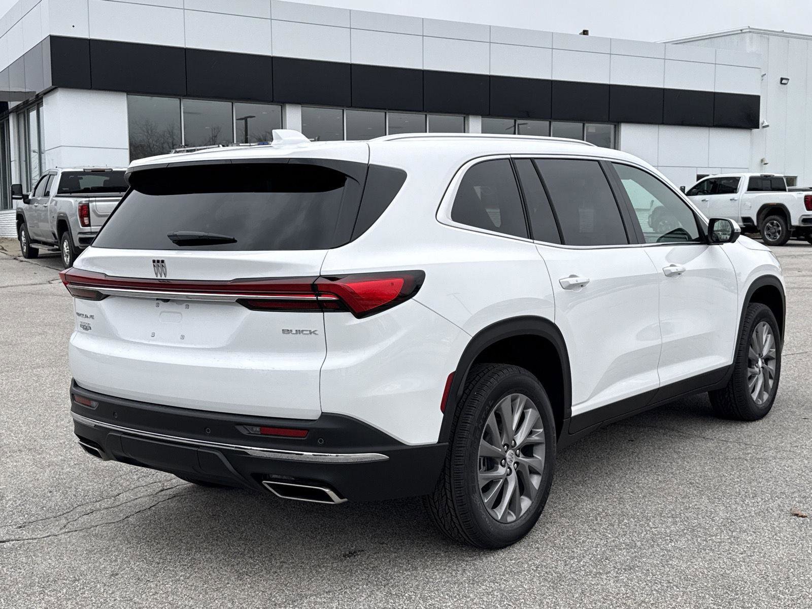 New 2026 Buick Enclave Preferred image 7