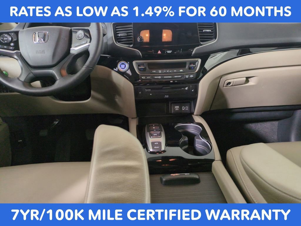 Certified 2022 Honda Pilot Touring image 17