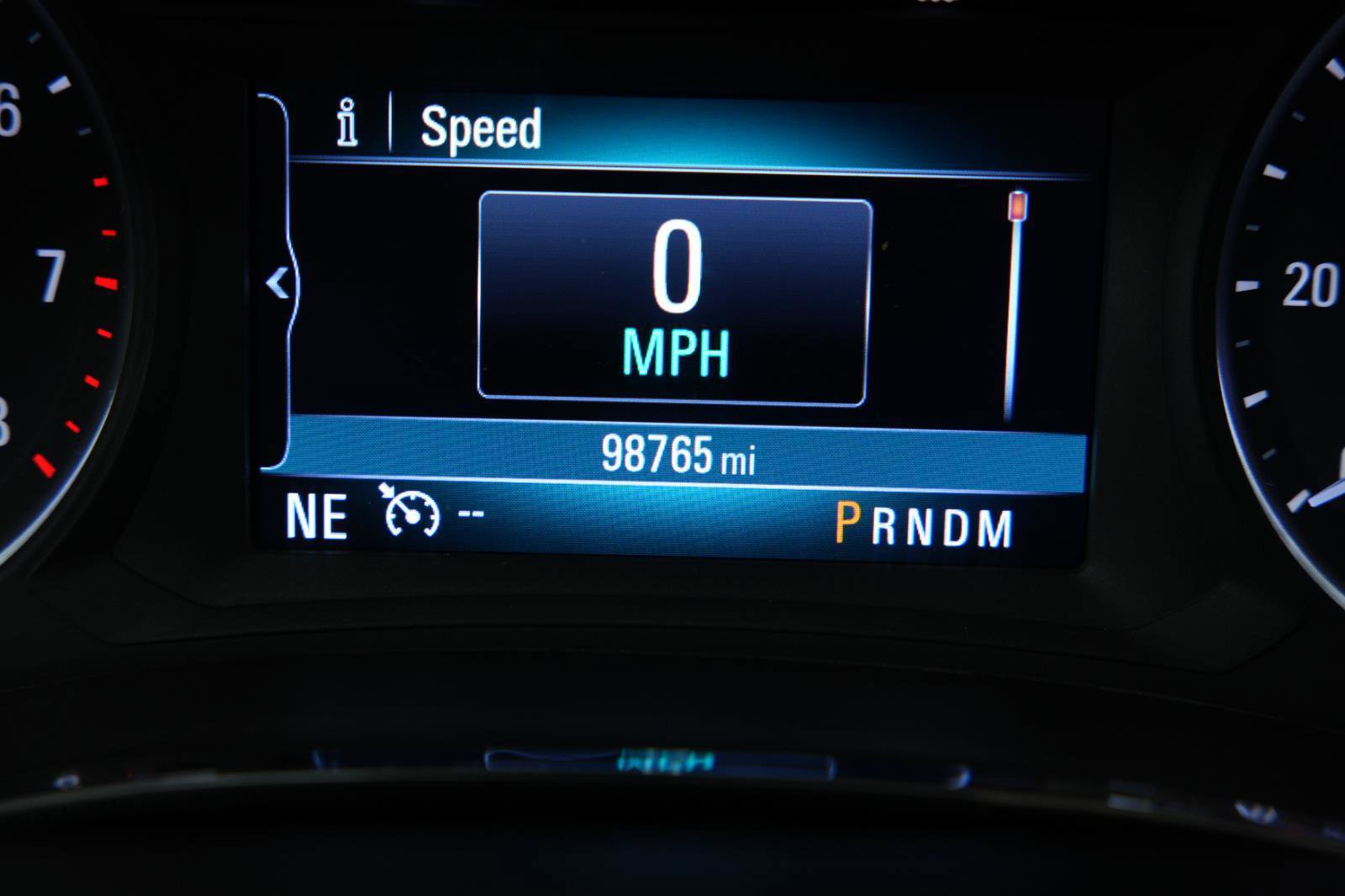 Used 2020 Buick Encore Preferred image 27