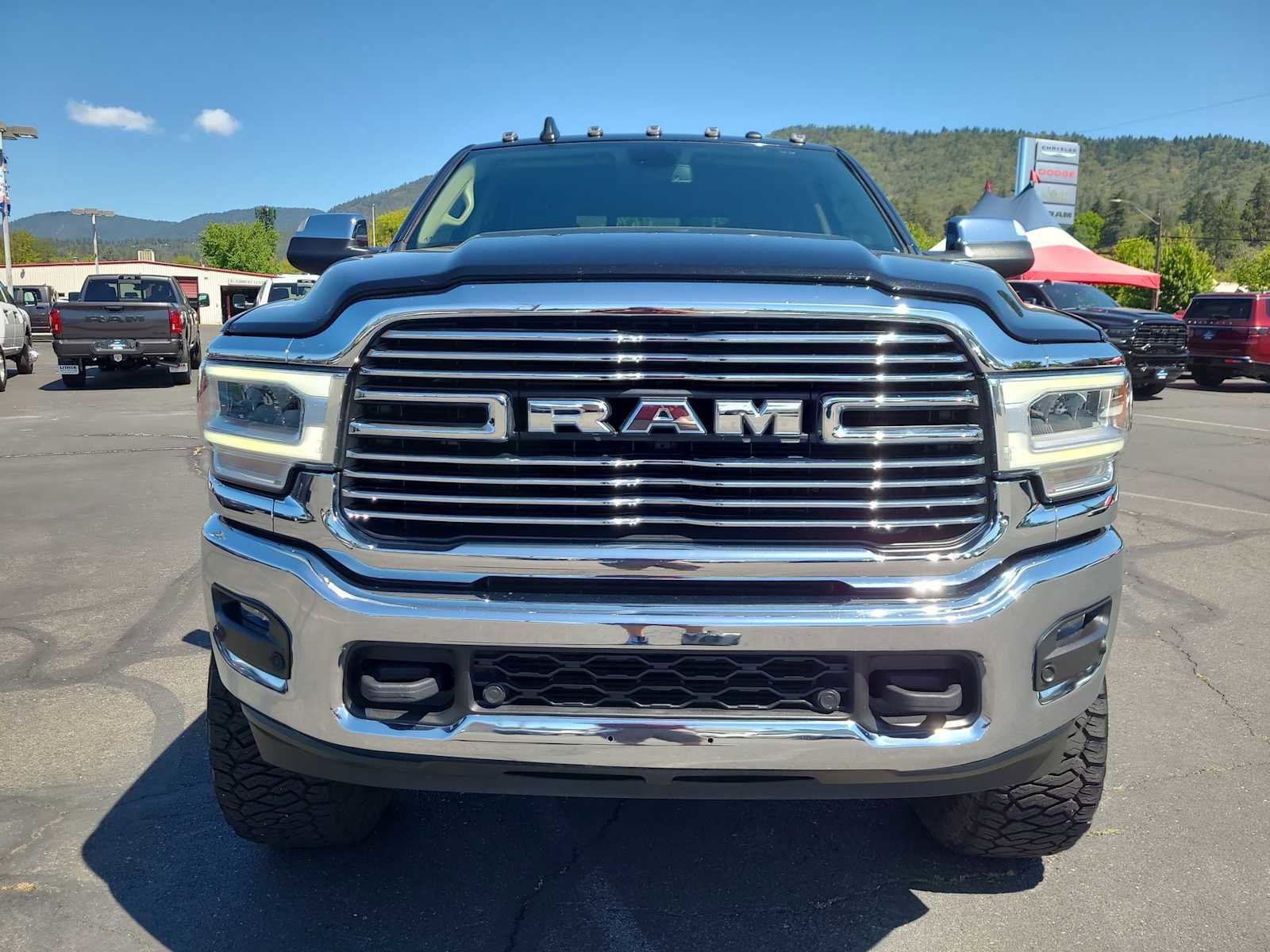 Used 2022 RAM 3500 Laramie AWD/4WD image 14