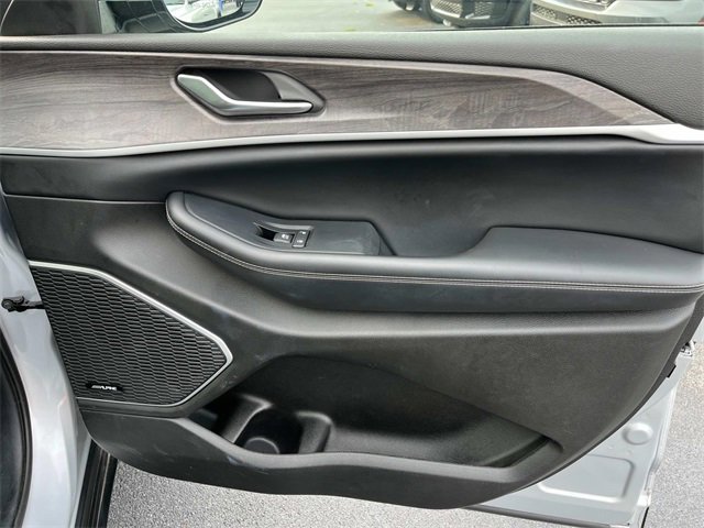 Used 2023 Jeep Grand Cherokee 4WD 4xe image 21