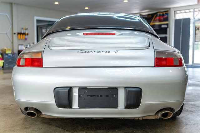 Used 2000 Porsche 911 Carrera 4 AWD/4WD image 19