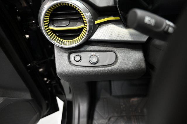 New 2026 Chevrolet Trax LT w/ Driver Confidence Package image 25