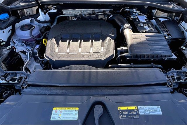 New 2025 Audi Q3 2.0T Premium image 11