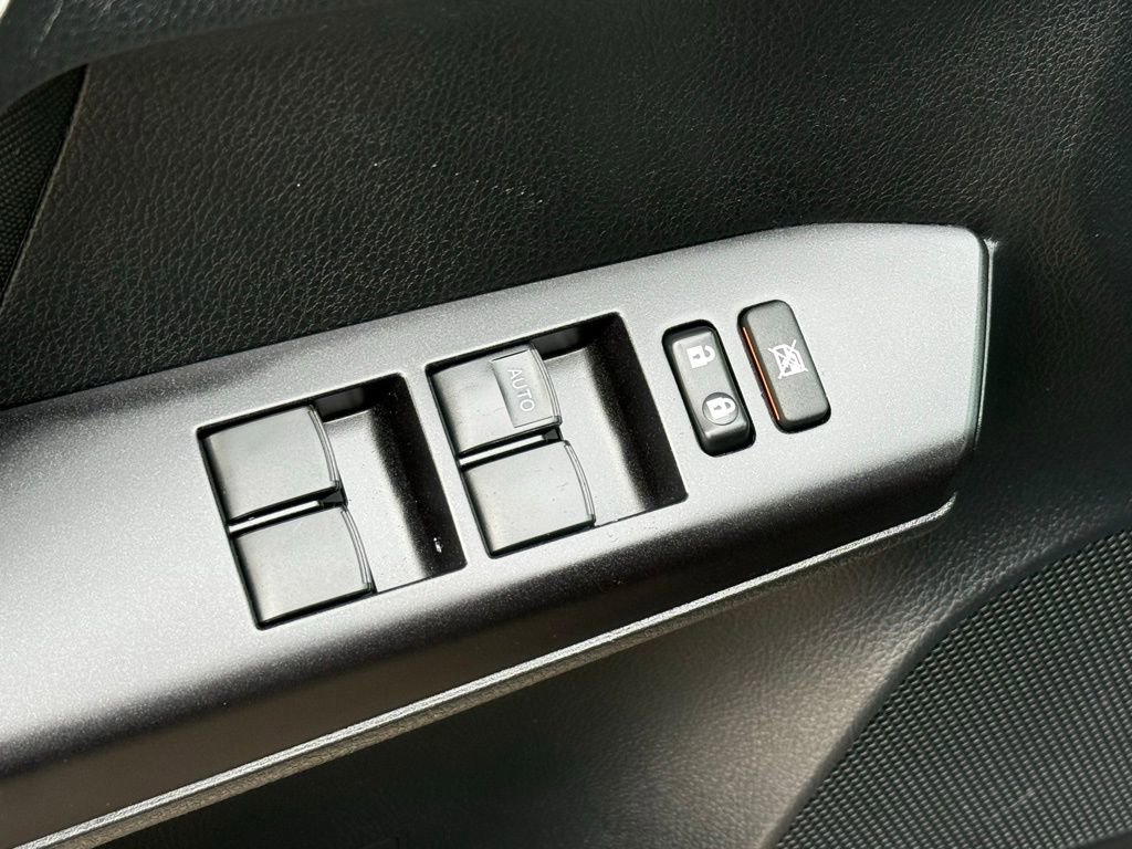 Used 2018 Toyota RAV4 LE w/ All Weather Liner Package AWD/4WD image 15