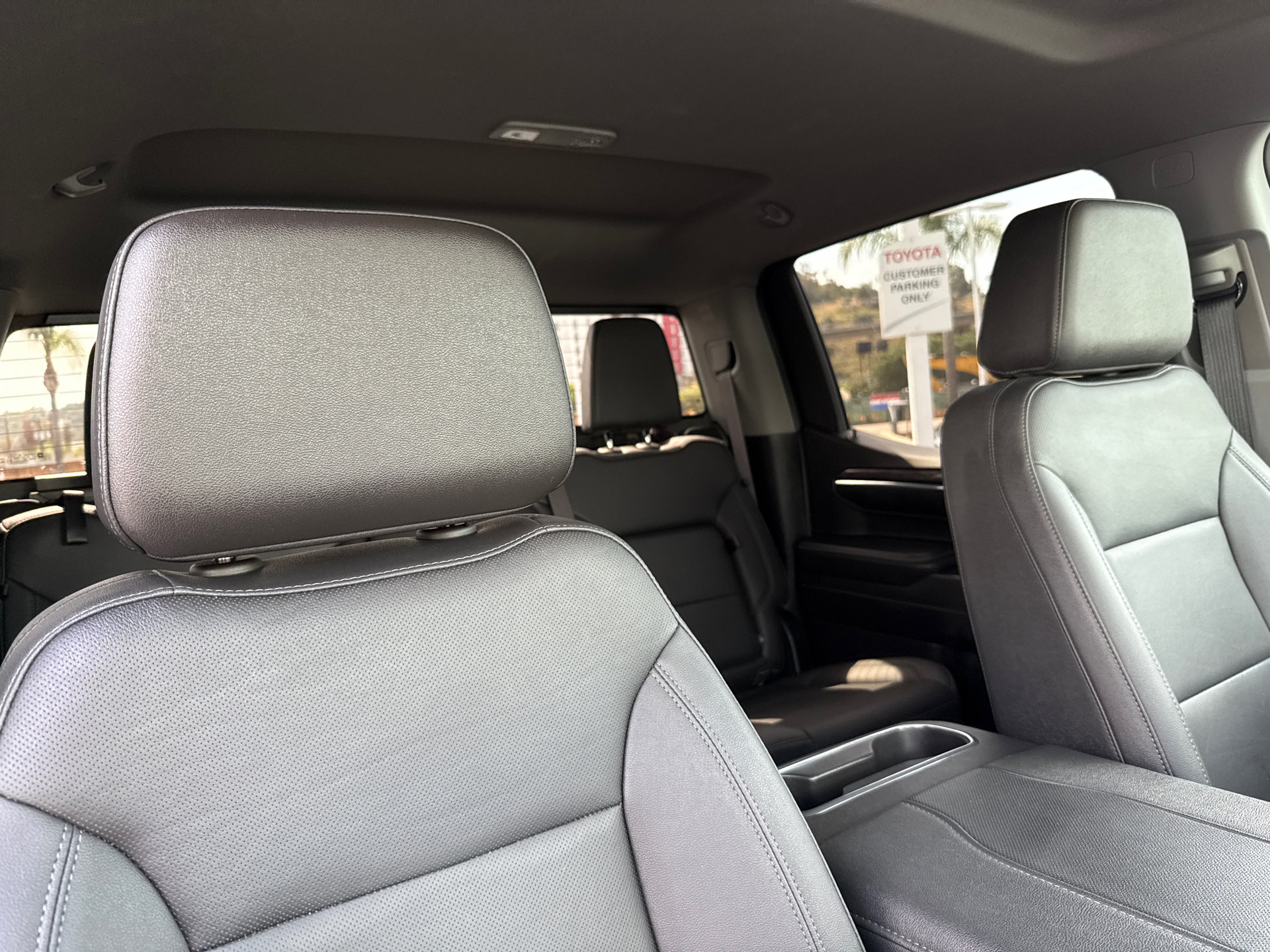Used 2023 Chevrolet Silverado 1500 LTZ w/ LTZ Convenience Package II AWD/4WD image 15