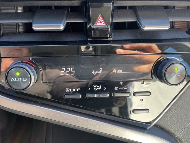 Used 2023 Toyota Camry SE image 27