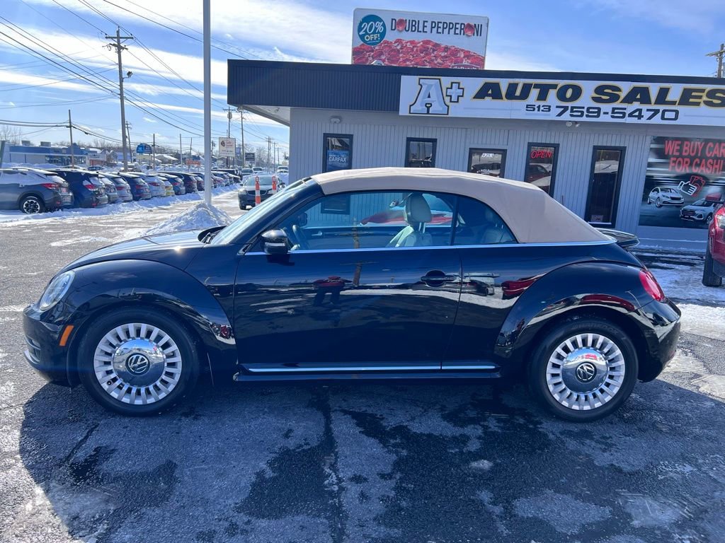 Used 2016 Volkswagen Beetle 1.8T SE image 1