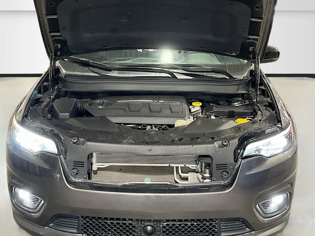 Used 2022 Jeep Cherokee Latitude Lux w/ Mopar Interior Package AWD/4WD image 29