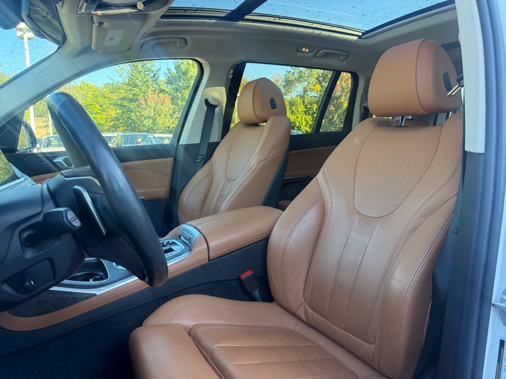 Used 2021 BMW X7 xDrive40i w/ Premium Package AWD/4WD image 10