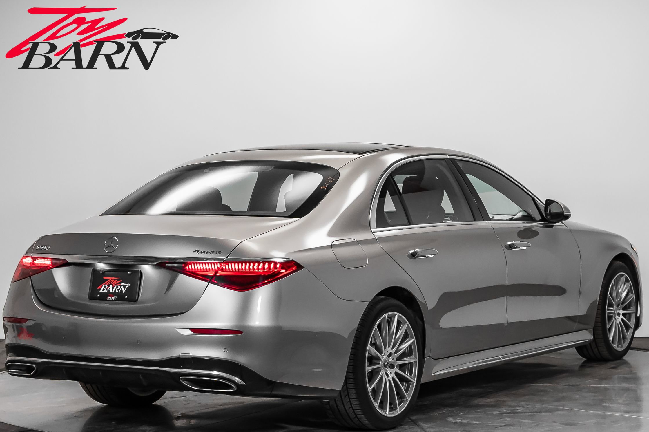 Used 2022 Mercedes-Benz S 580 4MATIC Sedan image 5