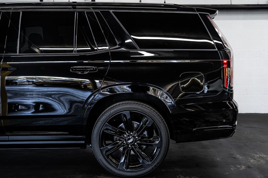 Used 2026 Cadillac Escalade Sport w/ Touring Package AWD/4WD image 13