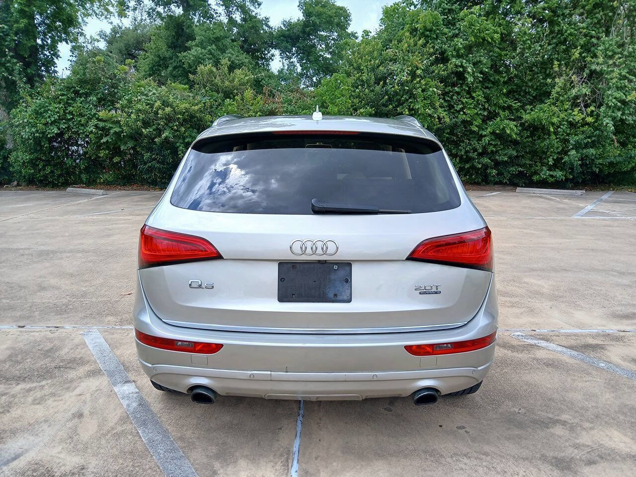 Used 2016 Audi Q5 2.0T Premium Plus w/ Technology Package AWD/4WD image 12