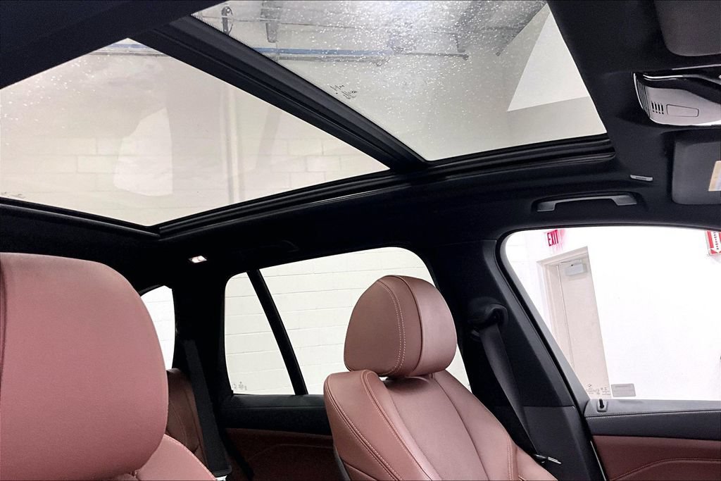 Used 2020 BMW X5 xDrive40i w/ Premium Package AWD/4WD image 17