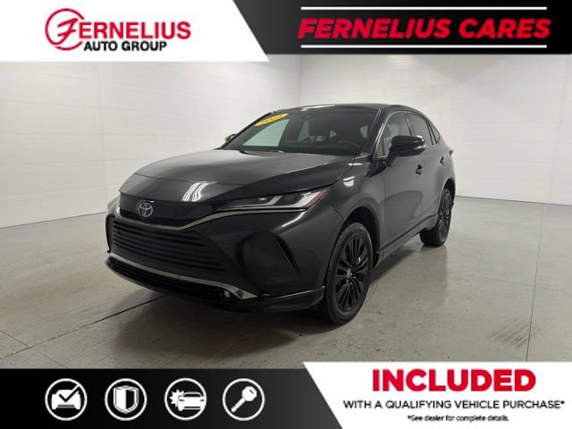 Used 2023 Toyota Venza Nightshade AWD/4WD image 3