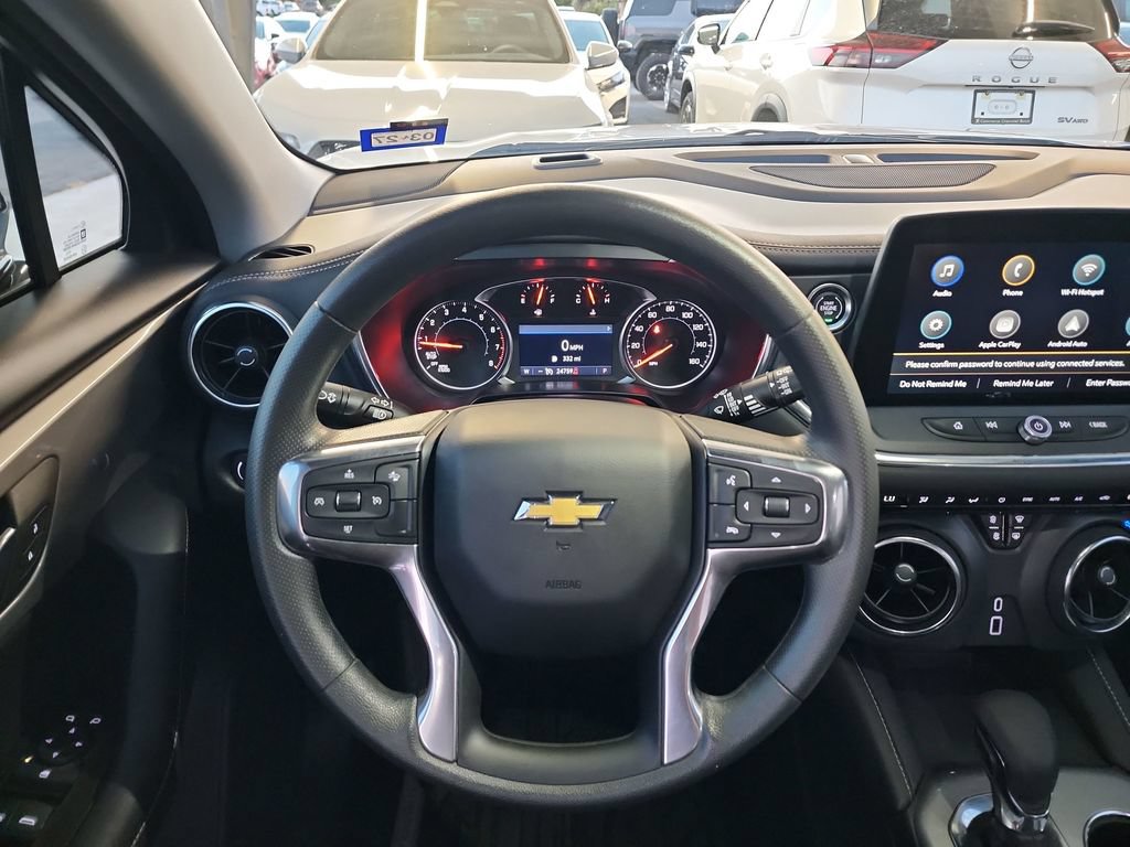 Used 2025 Chevrolet Blazer LT w/ Convenience Package FWD image 18