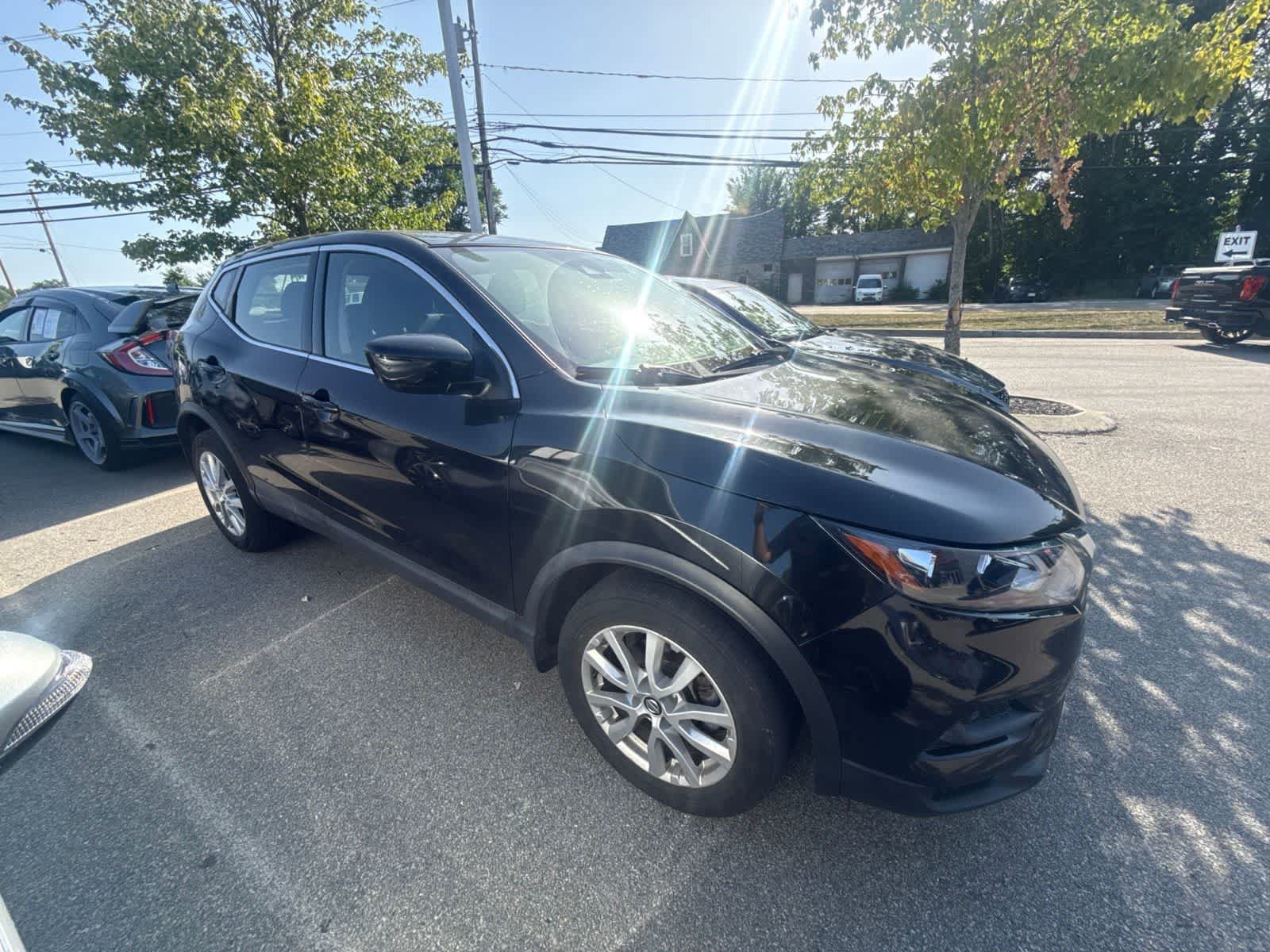 Used 2020 Nissan Rogue Sport S w/ Appearance Package AWD/4WD image 11
