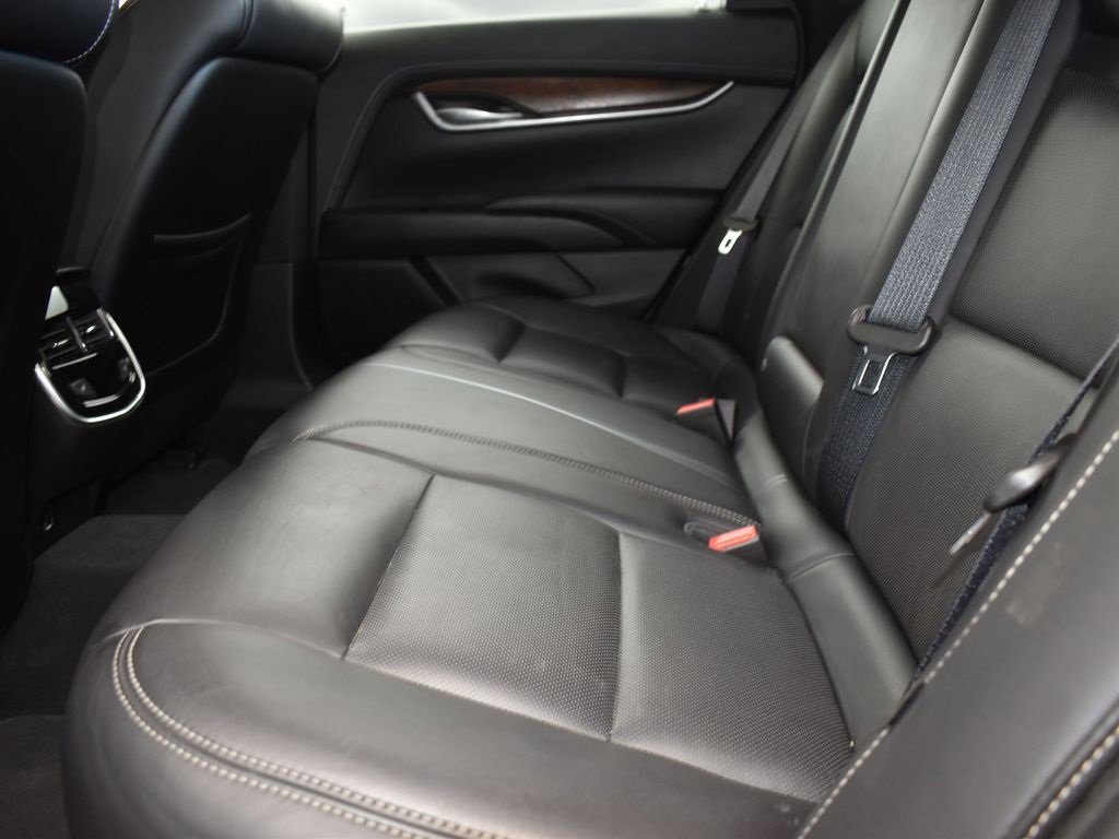 Used 2018 Cadillac XTS Luxury image 16