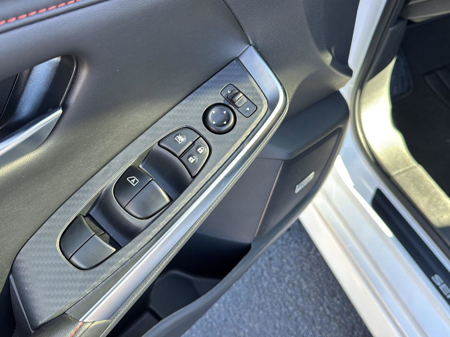 Used 2024 Nissan Sentra SR w/ SR Premium Package image 28