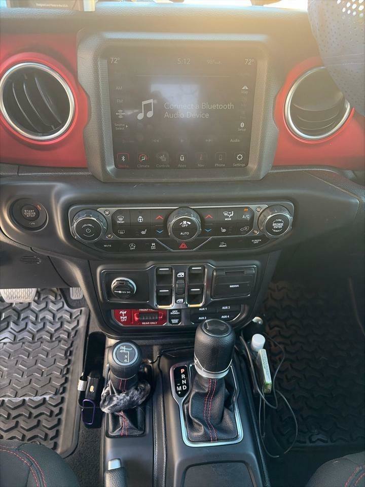 Used 2021 Jeep Wrangler Unlimited Rubicon AWD/4WD image 10