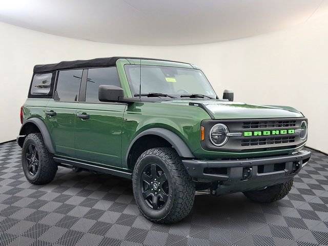 Used 2022 Ford Bronco Black Diamond AWD/4WD image 1