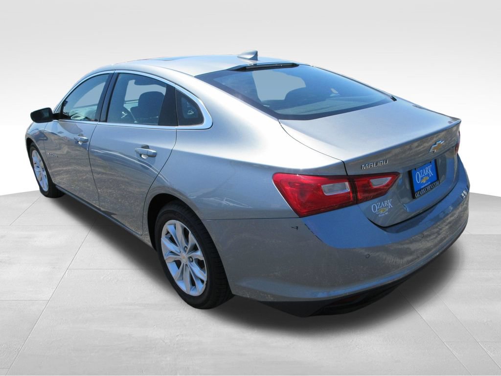 Used 2024 Chevrolet Malibu LT FWD image 3