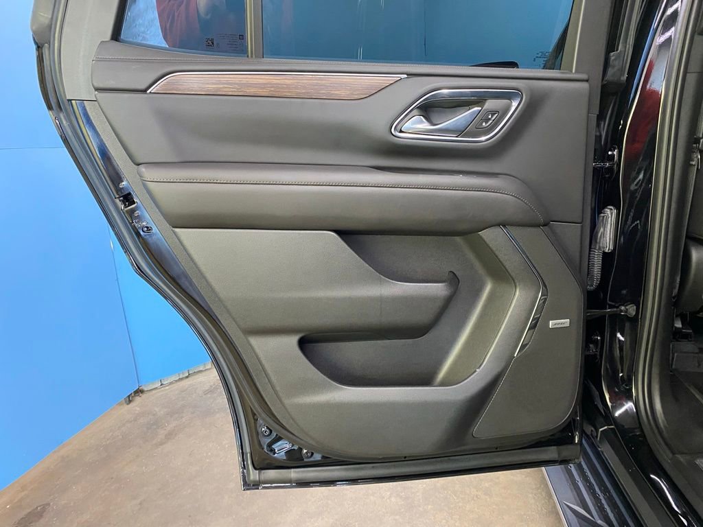 Used 2023 Chevrolet Tahoe High Country image 39