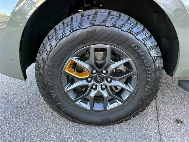 Used 2025 Ford Expedition Tremor image 6