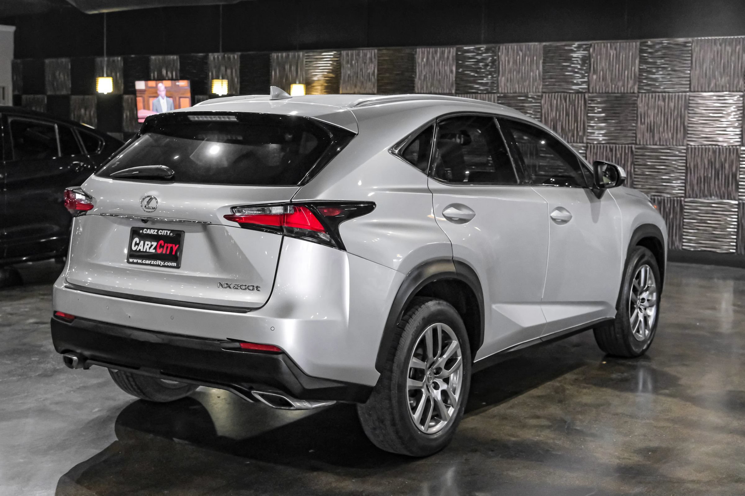Used 2016 Lexus NX 200t FWD w/ Premium Package image 8