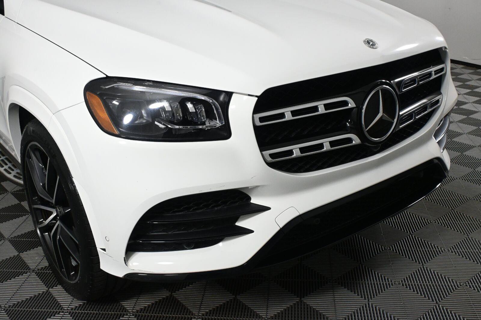 Certified 2022 Mercedes-Benz GLS 450 4MATIC image 36