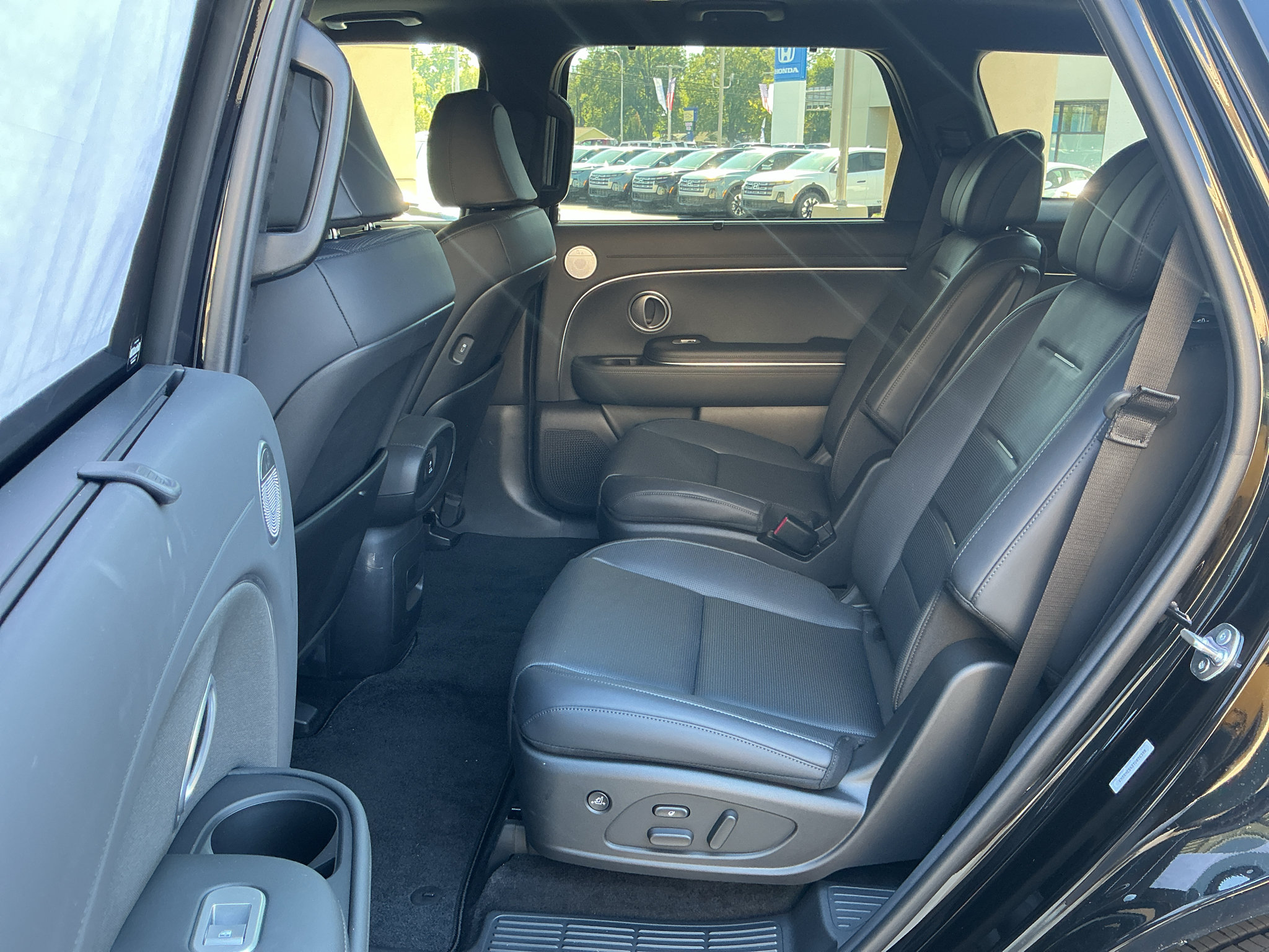 New 2026 Hyundai Palisade Calligraphy AWD/4WD image 16