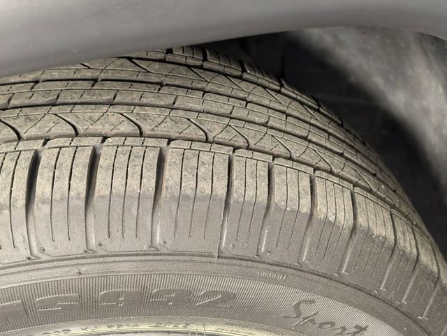 Used 2023 Jeep Compass Sport image 9