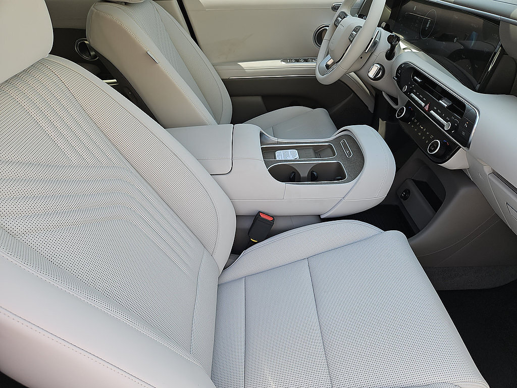 New 2026 Hyundai Palisade SEL Premium FWD image 15