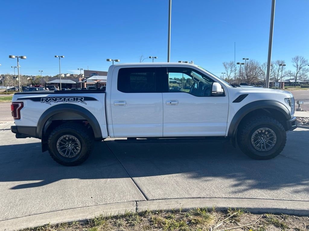 Used 2019 Ford F150 Raptor w/ Equipment Group 802A Luxury AWD/4WD image 9