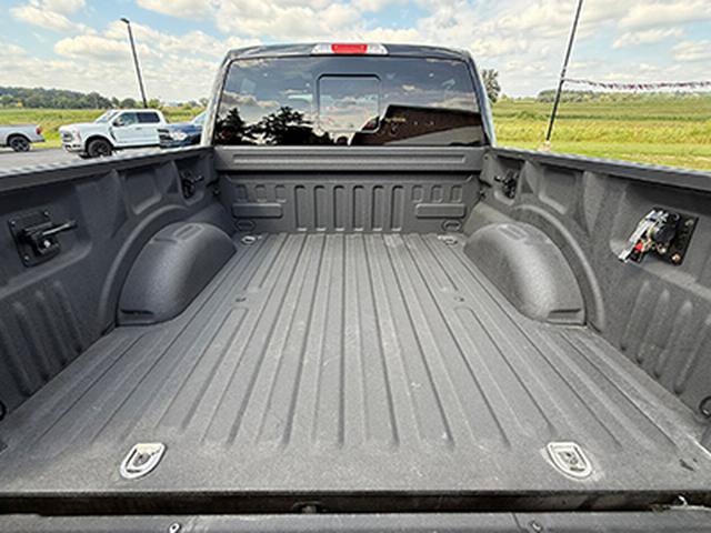 Used 2019 Ford F150 Lariat w/ Equipment Group 502A Luxury AWD/4WD image 9