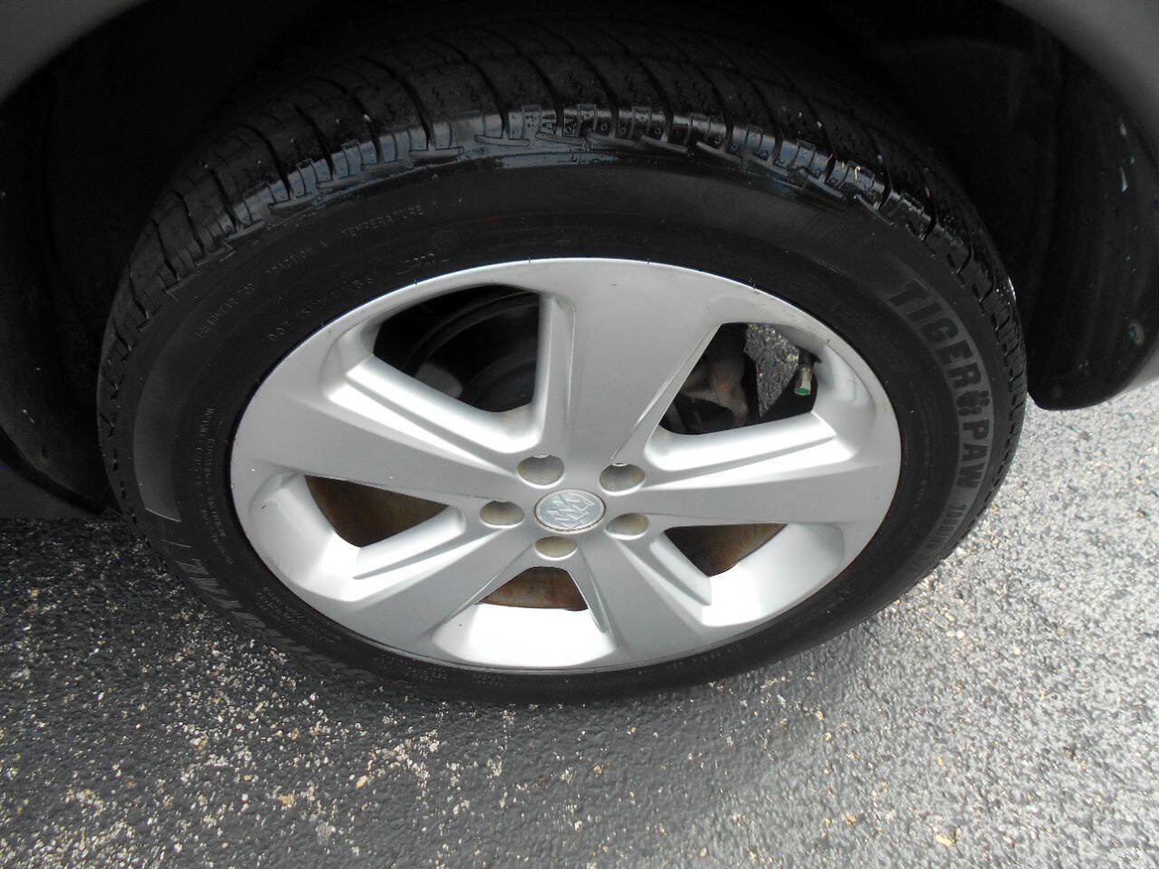 Used 2015 Buick Encore Convenience FWD image 24