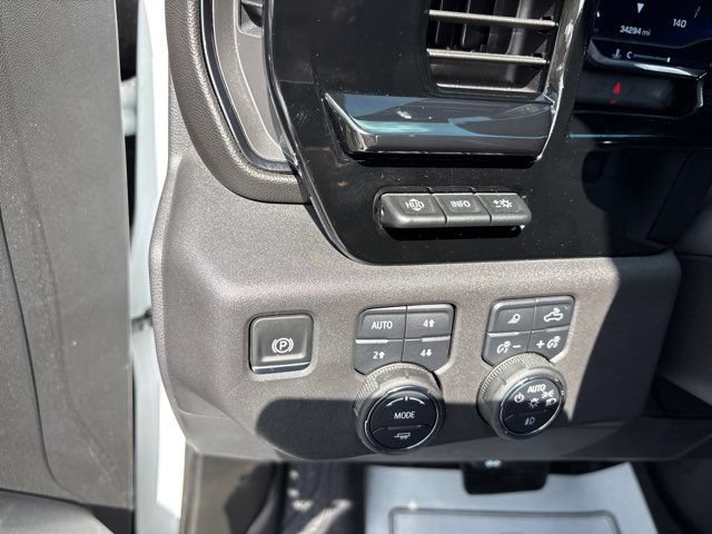 Used 2025 Chevrolet Silverado 1500 ZR2 w/ Technology Package AWD/4WD image 48