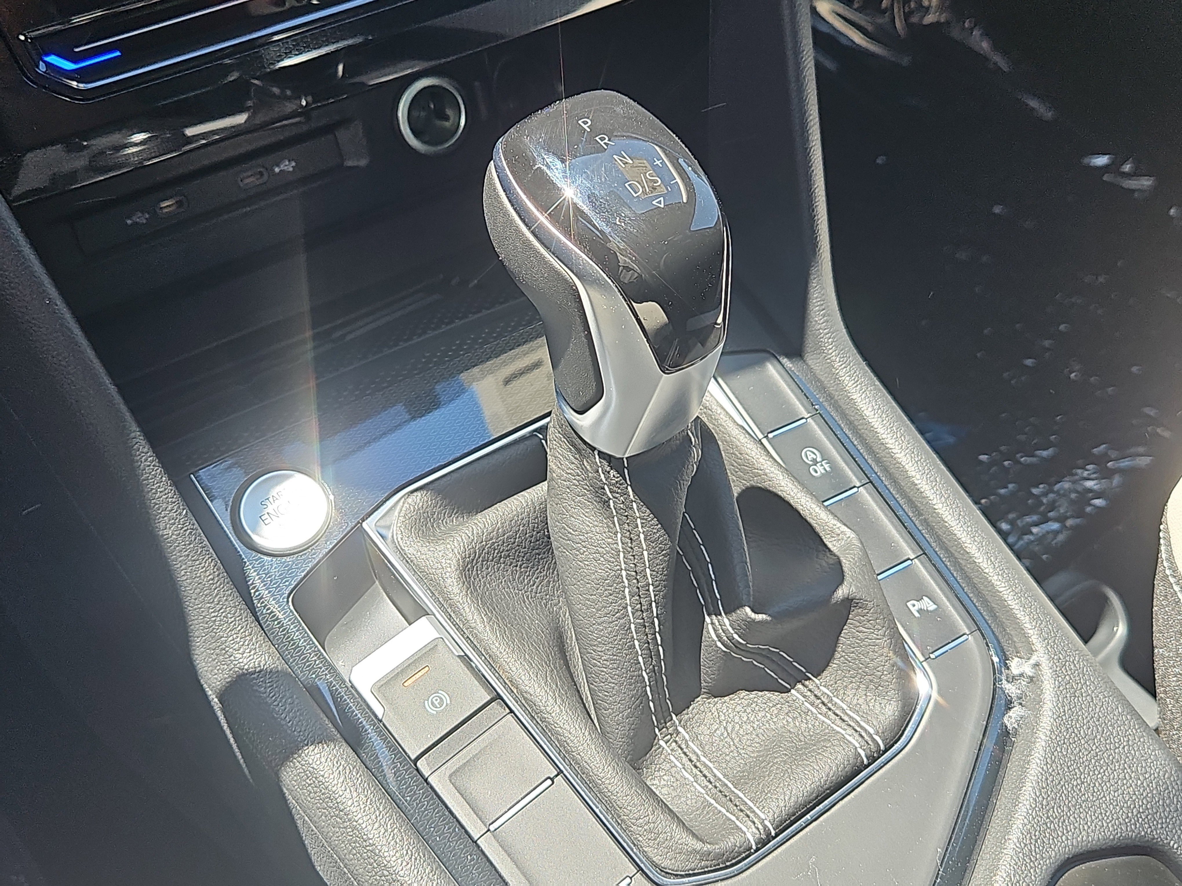 New 2026 Volkswagen Taos SE AWD/4WD image 15