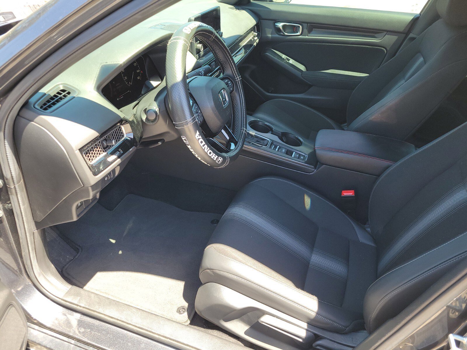 Used 2025 Honda Civic Sport image 19