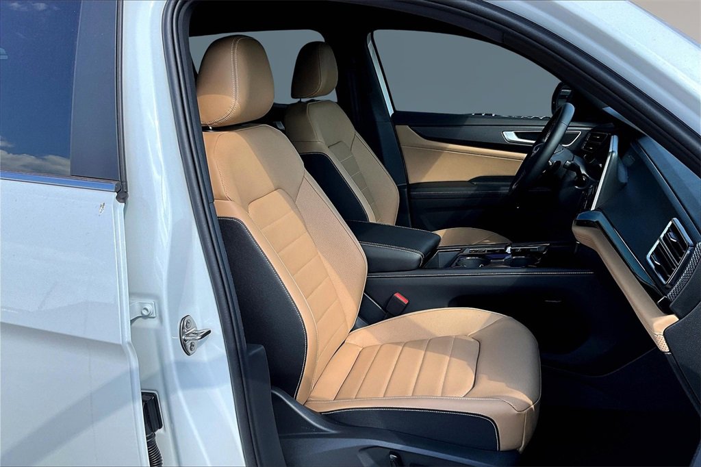 New 2026 Volkswagen Atlas Cross Sport SEL image 11