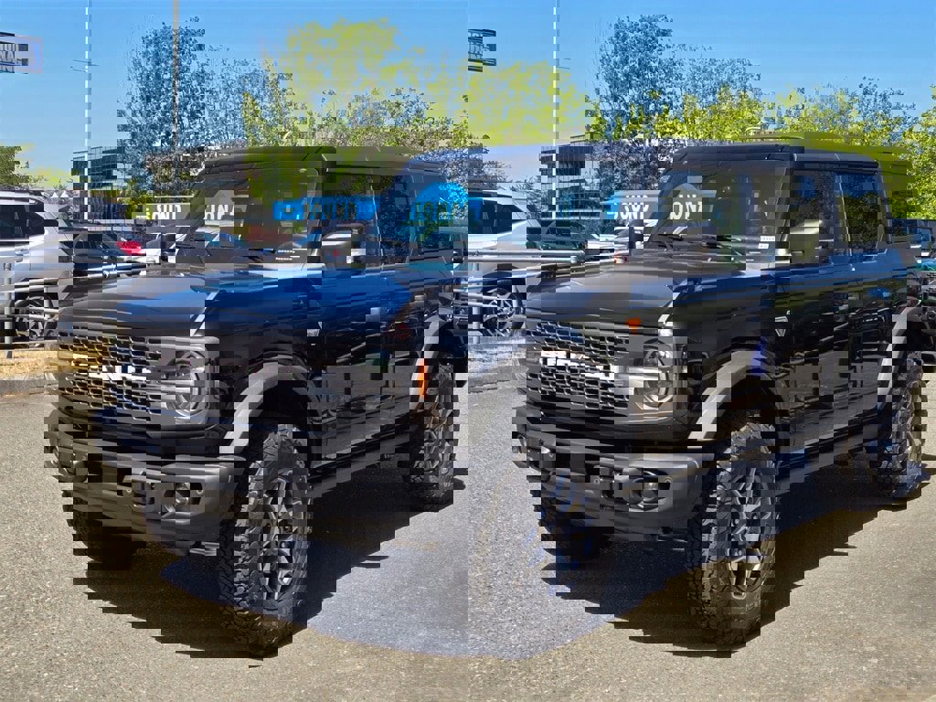 New 2025 Ford Bronco Badlands