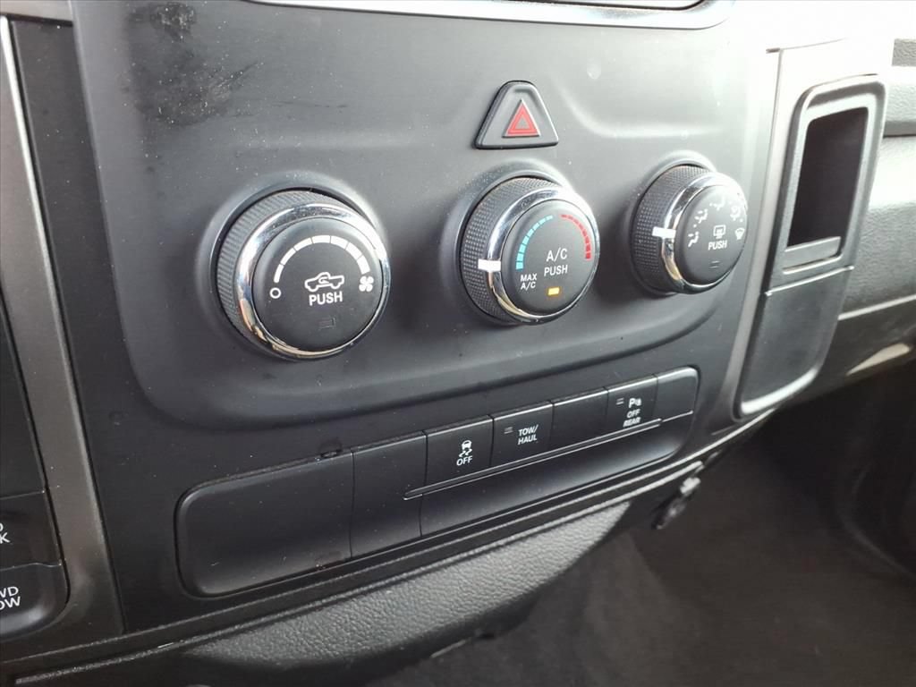 Certified 2024 RAM 1500 Classic Warlock AWD/4WD image 19