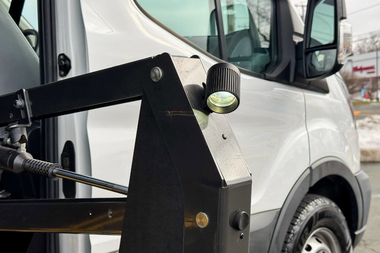 Used 2016 Ford Transit 250 148 Medium Roof image 7