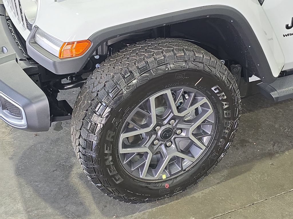 New 2026 Jeep Wrangler Unlimited Sahara AWD/4WD image 16