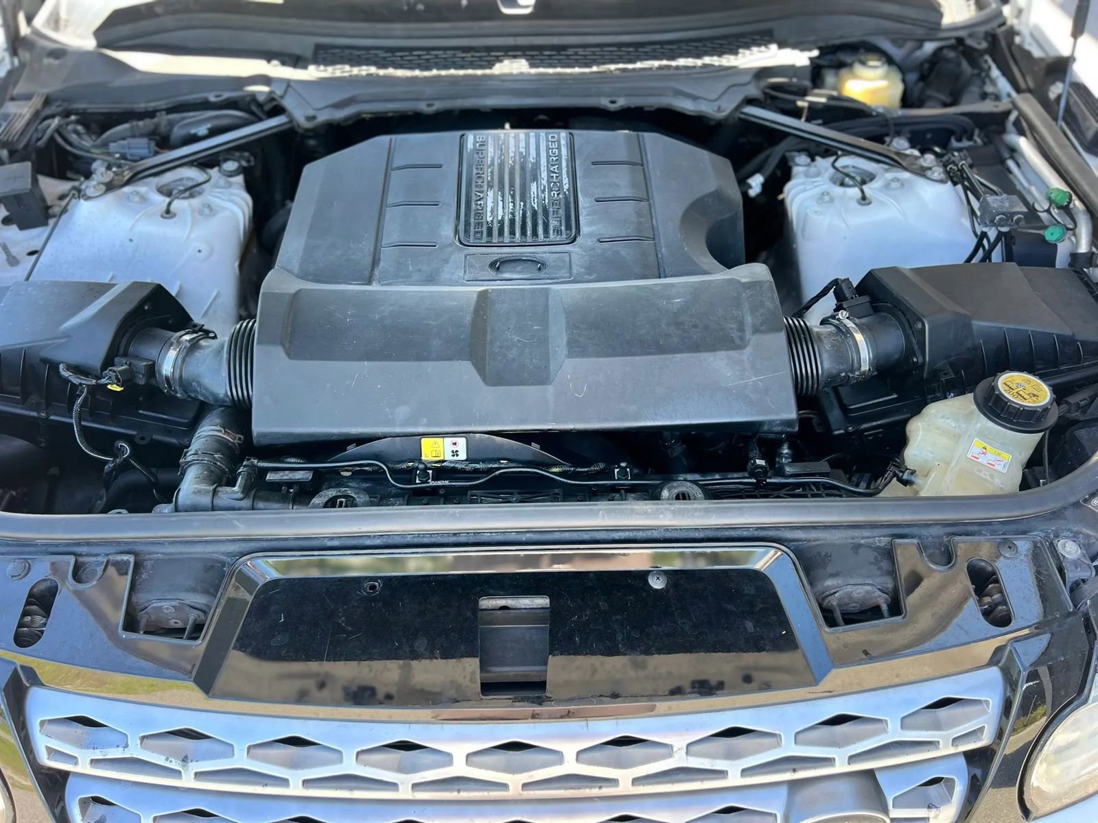 Used 2016 Land Rover Range Rover Sport HSE AWD/4WD image 21