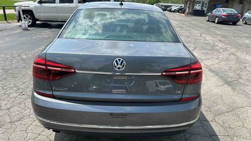 Used 2017 Volkswagen Passat 1.8T S image 7